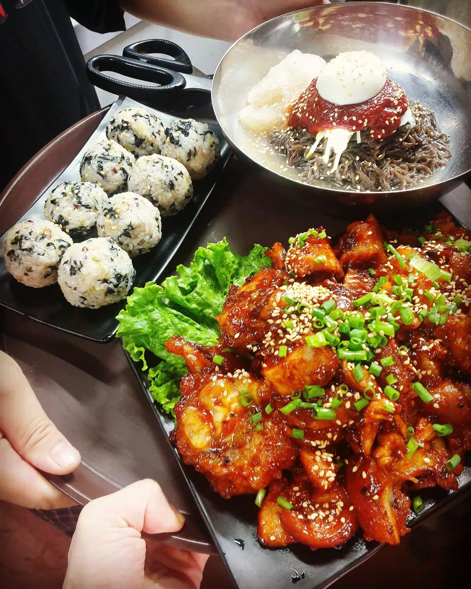 Nhà hàng chân giò hầm Maru - Ảnh: internet