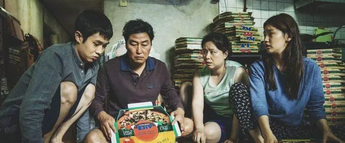 Gia đình Kim & Park tượng trưng cho sự phân tầng xã hội (Ảnh: Internet)
