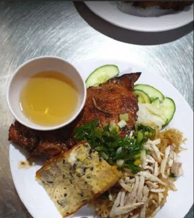 Dĩa cơm "siêu ngon" của Cơm tấm chị Hồng