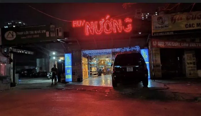 Không gian bên ngoài quán Huy Nướng. (Ảnh: Internet)