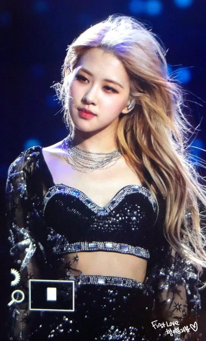 Rosé cùng mái tóc vàng tại Coachella 2019 (Nguồn: Internet)