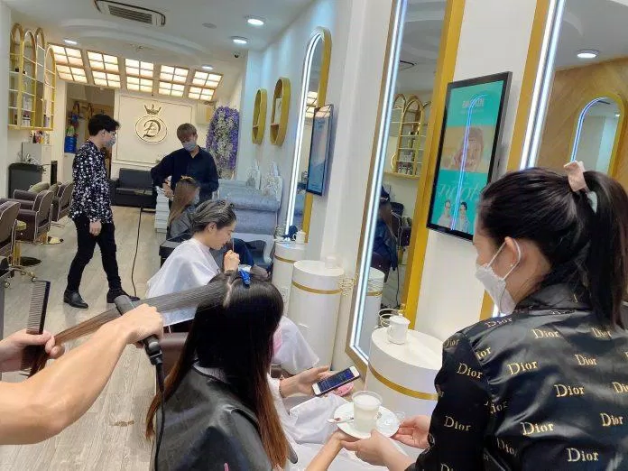 Không gian bên trong của salon Đồng (ảnh: internet)