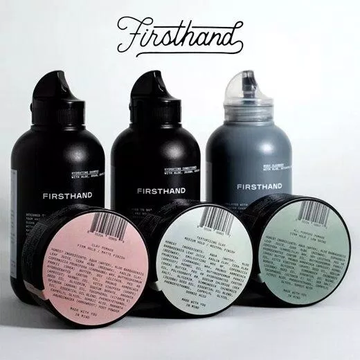 Firsthand Supply est une marque née aux États-Unis avec pour mission la beauté globale pour hommes (source : internet)