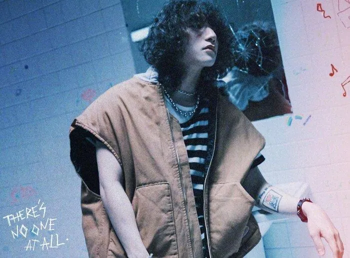 Cảnh đấm gương giống với Haru Haru (Nguồn: Internet)