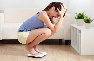 Sụt cân nhanh một cách bất thường. (nguồn: inetrnet).