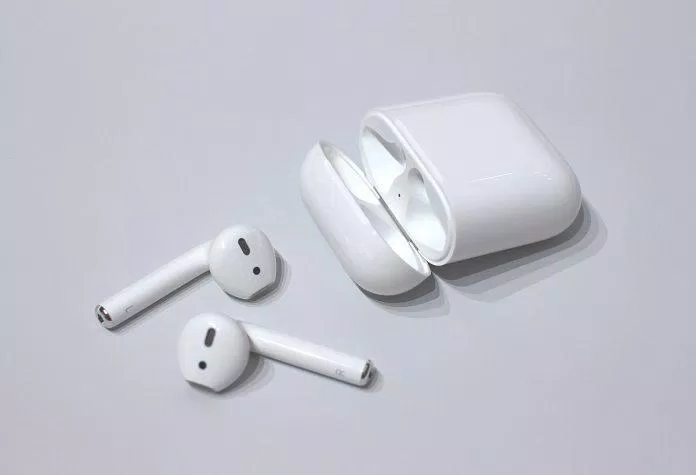 AirPods của bạn có bị nhỏ tiếng hơn trước không? (Ảnh: Internet). AirPods của bạn có bị nhỏ tiếng hơn trước không? (Ảnh: Internet).