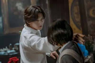 Ji Chang Wook vào vai ảo thuật gia điển trai Rieul (Ảnh: Internet)
