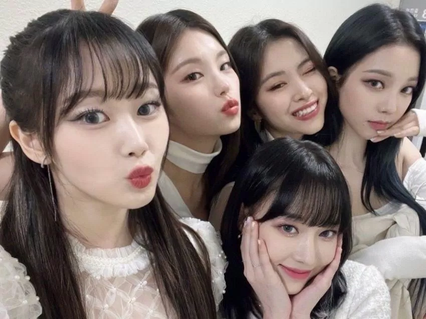 Tình bạn thân thiết giữa các cô nàng Itzy và aespa (Nguồn: Internet). Tình bạn thân thiết giữa các cô nàng Itzy và aespa (Nguồn: Internet).