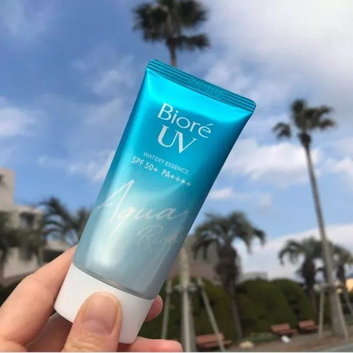 Bioré UV Aqua Rich Water Essence có kết cấu gel cream mát mịn (Nguồn: Internet) Bioré UV Aqua Rich Water Essence có kết cấu gel cream mát mịn (Nguồn: Internet)