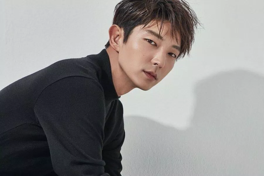 Màn tái xuất sau 2 năm của diễn viên Lee Joon Ki trong phim Again My Life (Ảnh: Internet)