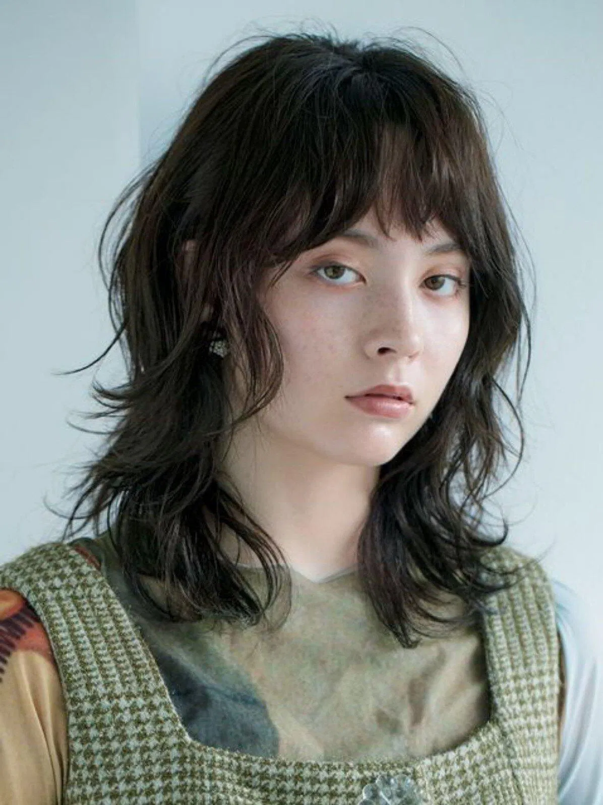 Tóc sói nhuộm màu hoặc tự nhiên, có thể nhận ra ngay lập tức bằng vẻ ngoài trông bù xù, thoải mái đặc biệt của nó (Nguồn: Internet) Tóc sói nhuộm màu hoặc tự nhiên, có thể nhận ra ngay lập tức bằng vẻ ngoài trông bù xù, thoải mái đặc biệt của nó (Nguồn: Internet)