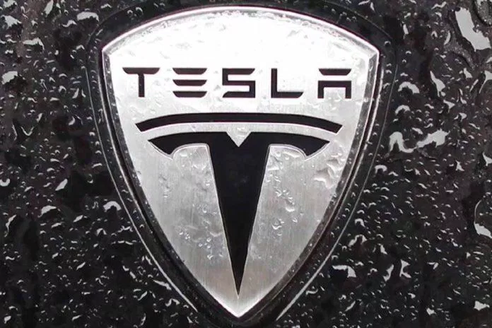 Logo mang nhiều ý nghĩa của Tesla (Ảnh: Internet) Logo mang nhiều ý nghĩa của Tesla (Ảnh: Internet)