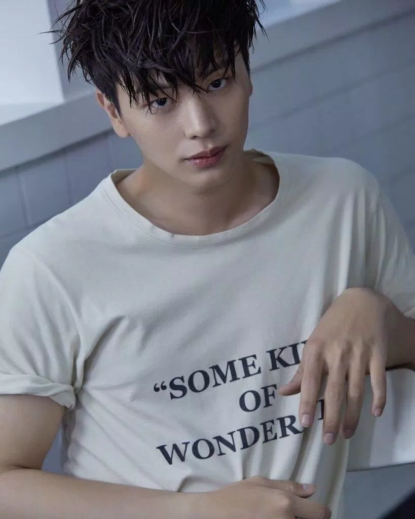 Yook Sungjae thần tượng K-Pop có họ rất hiếm. (Nguồn: Internet) Yook Sungjae thần tượng K-Pop có họ rất hiếm. (Nguồn: Internet)