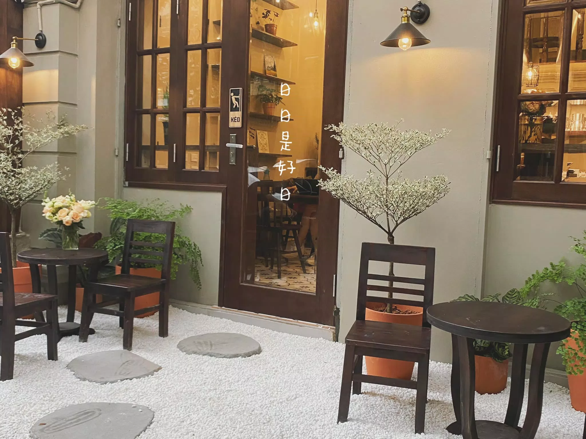 Another coffee (Nguồn: Another coffee) Another coffee (Nguồn: Another coffee)