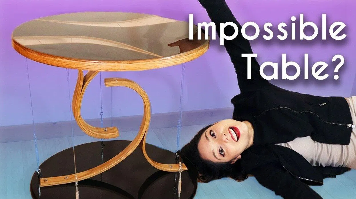 Bàn dây xích của Xyla Foxlin (Ảnh: Internet). Bàn dây xích của Xyla Foxlin (Ảnh: Internet).