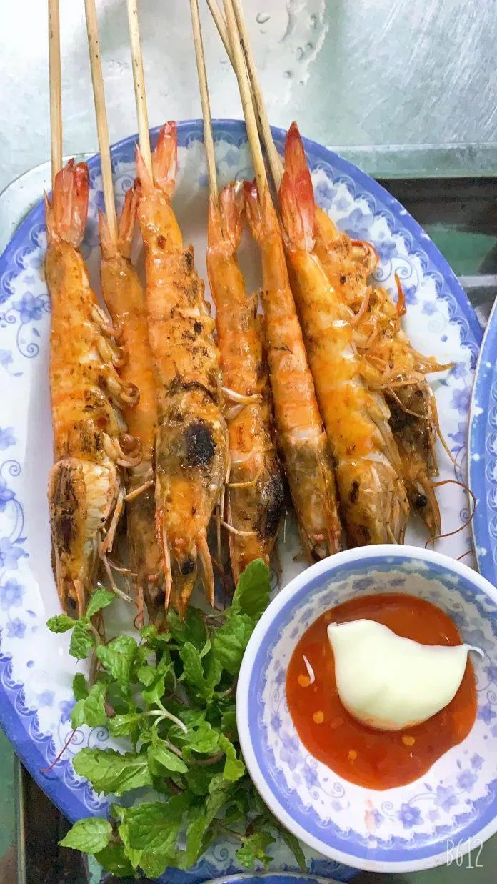 Các món ăn tại Nhà hàng buffet hải sản Năm Đảnh Đà Nẵng (Ảnh Internet)