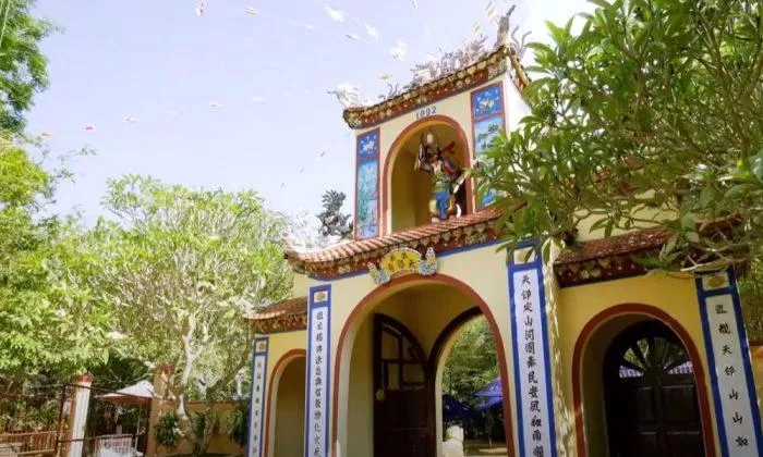 Chùa Thiên Ấn