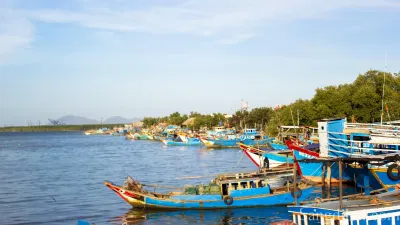 Ghe thuyền sau một ngày đánh bắt ở Thạnh An (Ảnh: Internet) Ghe thuyền sau một ngày đánh bắt ở Thạnh An (Ảnh: Internet)