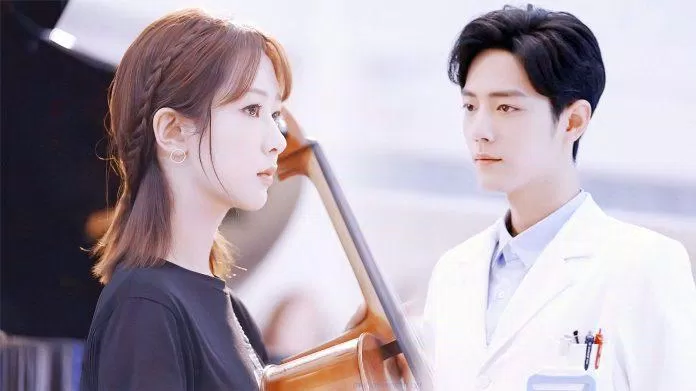 Có vợ là nghệ sĩ cello, bác sĩ Cố lúc nào cũng được nghe đàn miễn phí. (Ảnh: Internet)