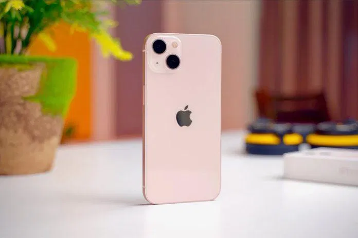 iPhone 13 màu hồng (Nguồn: Internet) iPhone 13 màu hồng (Nguồn: Internet)