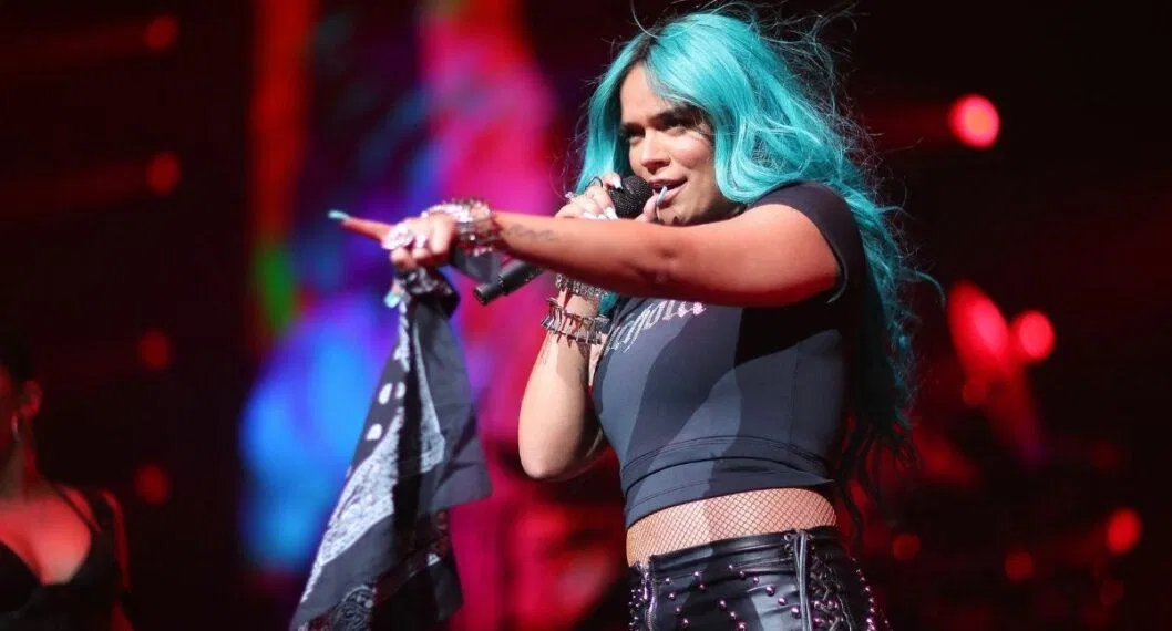 Karol G biểu diễn tại Coachella 2022 (Ảnh: internet)