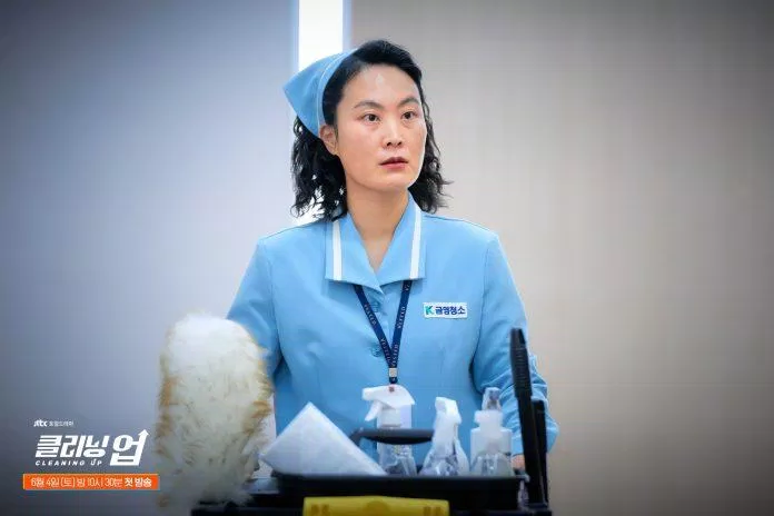 KIm Jae Hwa trong vai người dọn dẹp (Ảnh: Internet)