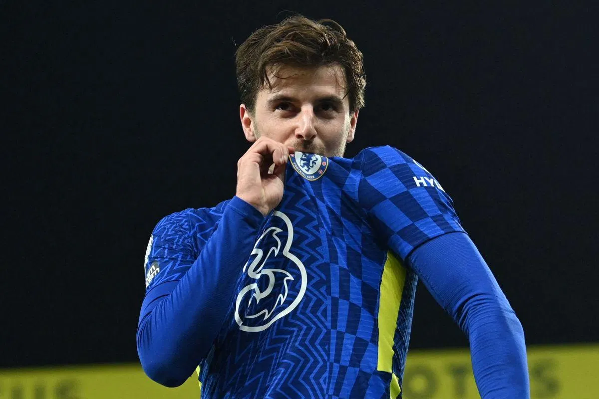 Mason Mount vẫn rất ấn tượng dù Chelsea đang chơi không hay (Nguồn: Internet) Mason Mount vẫn rất ấn tượng dù Chelsea đang chơi không hay (Nguồn: Internet)