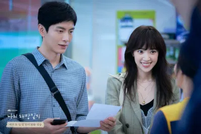 30+ trích dẫn trong Nhật Ký Tự Do Của Tôi khiến người xem day dứt bạn bè bạn gái Bạn gái cũ cách sống Căng thẳng câu lạc bộ chăm sóc Cố gắng con người công việc cuộc đời cuộc sống đàn ông gia đình hành động hạnh phúc hôn nhân kết hôn kiệt sức Kim Ji Won làm việc Lee El Lee Min Ki list phim Hàn Quốc lý do mệt mỏi nghỉ ngơi người phụ nữ nhắn tin nhật ký Nhật Ký Tự Do Của Tôi phim Hàn Quốc phim My Liberation Notes phim nhật phụ nữ quan tâm Son Suk Ku sự thật suy nghĩ thời gian thông tin Thông tin phim tình yêu trailer phim Trích dẫn trích dẫn hay trích dẫn hay về cuộc sống vui vẻ