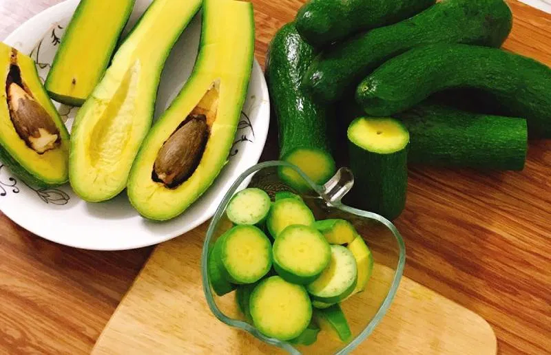 Bơ là loại quả chứ nhiều chất dinh dưỡng có lợi cho cơ thể (ảnh: internet)