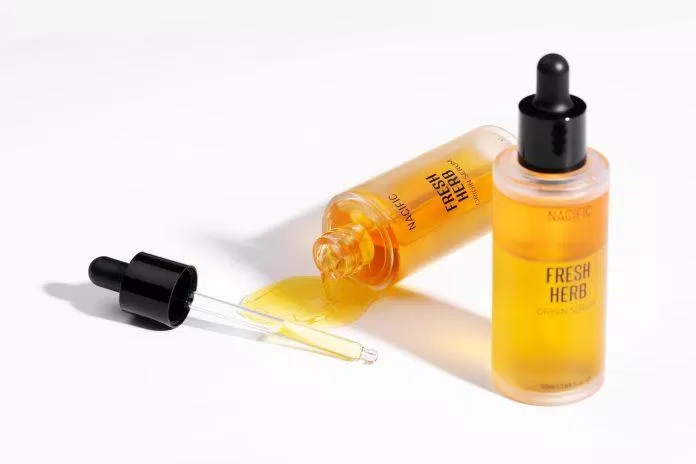Review bộ sản phẩm Nacific Fresh Herb Origin Line: phục hồi, tái tạo giúp làn da thay áo mới bộ sản phẩm Nacific Fresh Herb Origin Line Chiết xuất hoa cúc chiết xuất lá lô hội Dầu hạt Meodowfoam Dòng sản phẩm Nacific Fresh Herb Origin Line có tốt không Dòng sản phẩm Nacific Fresh Herb Origin Line phù hợp với làn da nào Kem chống nắng Nacific Fresh Herb Origin Sun Block Kem dưỡng mắt Nacific Fresh Herb Kem dưỡng Nacific Fresh Herb keo ong và HA NACIFIC Nacific Fresh Herb Nacific Fresh Herb Origin Line Nacific Fresh Herb Origin Line có tốt không Niacinamide Nước hoa hồng Nacific Fresh Herb Review bộ sản phẩm Nacific Fresh Herb Review bộ sản phẩm Nacific Fresh Herb Origin Line Review chi tiết bộ sản phẩm Nacific Fresh Herb Origin Line Secicam Sữa rửa mặt Nacific Fresh Herb thương hiệu Nacific tinh chất Nacific Fresh Herb Origin Serum