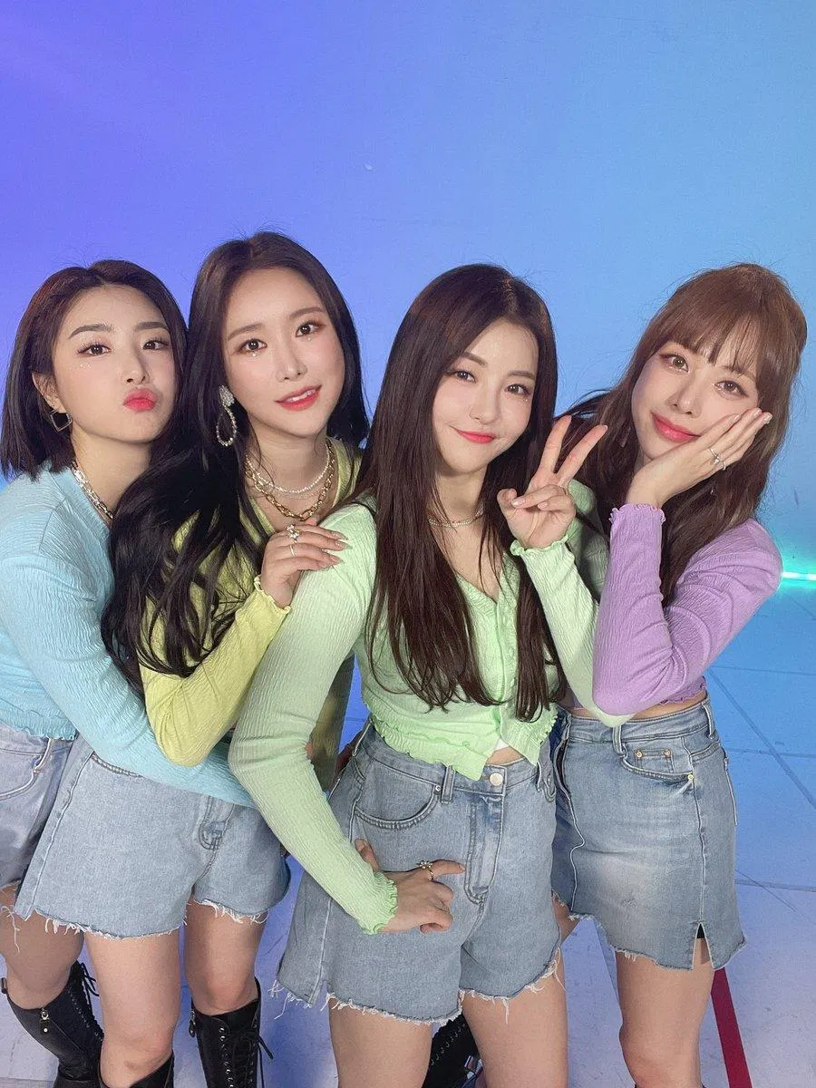 Tuổi tác cũng là một vấn đề trong ngành công nghiệp KPOP (Ảnh: Internet)