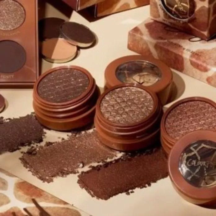 Thiết kế của Phấn mắt Super Shock Shadow với màu Free Reign, Run Wild, Basic Instinct lần lượt từ trái sang phải (Nguồn: beautyvelle.com)