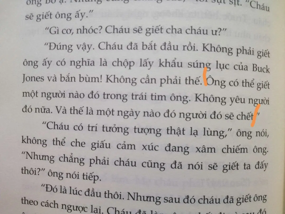Cậu bé đã nghĩ đến việc trả thù cha mình. (Nguồn: Tiki)