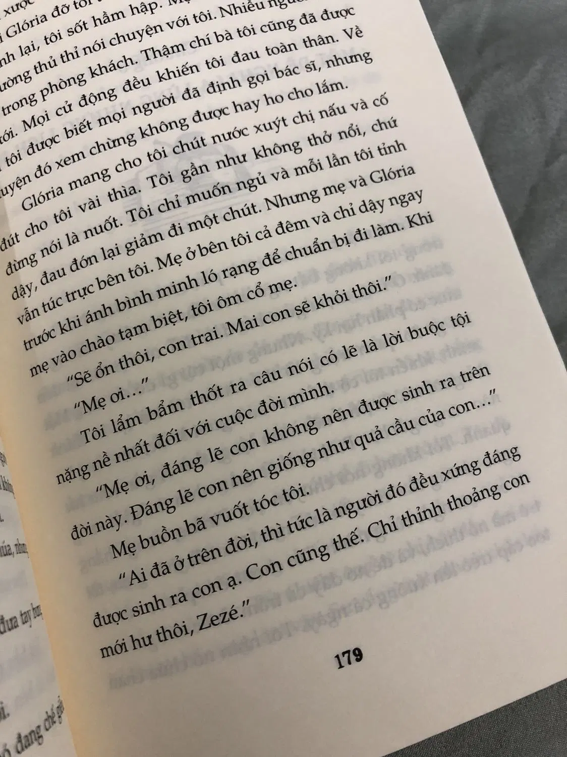 Ai ở trên đời này thì đều xứng đáng được sinh ra. (Nguồn: Tiki)