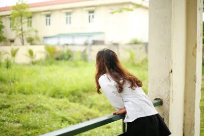 Tuổi học trò mộng mơ dưới mái trường. (Ảnh: Kim Cúc) Tuổi học trò mộng mơ dưới mái trường. (Ảnh: Kim Cúc)