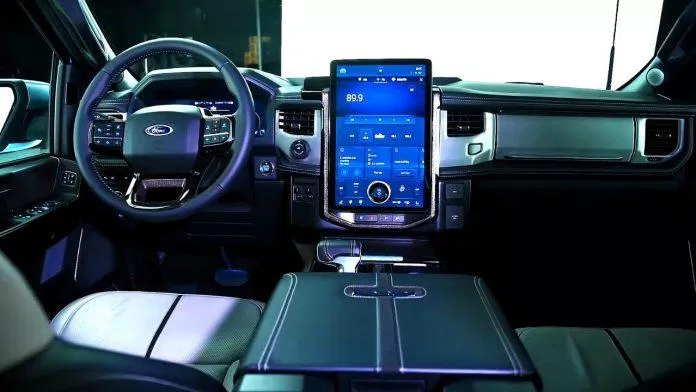 Nội thất bên trong của F-150 Lightning (Ảnh: Internet). Nội thất bên trong của F-150 Lightning (Ảnh: Internet).