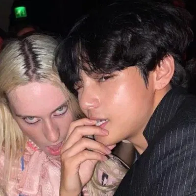 Taehyung cùng người mẫu Angel Prost tại Celine after party (Ảnh: Internet)