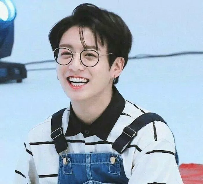 Tìm đâu ra được một maknae đáng yêu và tài giỏi nhưu này nào? (nguồn:internet).