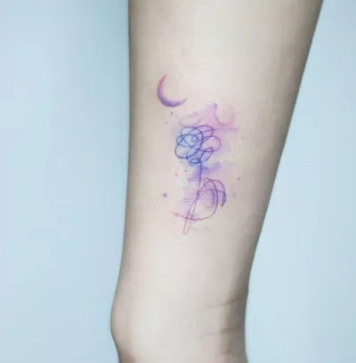Hình xăm BTS với ý tưởng những bông hoa Love Yourself. (Ảnh: Internet) Hình xăm BTS với ý tưởng những bông hoa Love Yourself. (Ảnh: Internet)