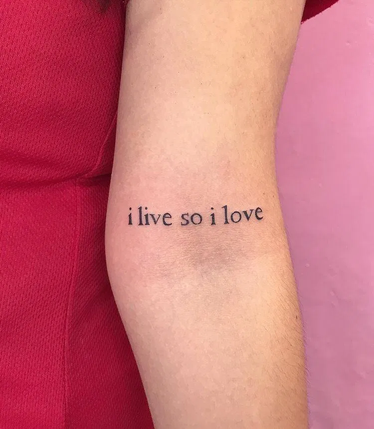 Hình xăm BTS lấy cảm hứng từ các bài hát, lời bài hát của BTS. (Ảnh: Internet) Hình xăm BTS lấy cảm hứng từ các bài hát, lời bài hát của BTS. (Ảnh: Internet)