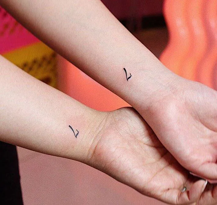 Hình xăm BTS với biểu tượng số 7. (Ảnh: Internet) Hình xăm BTS với biểu tượng số 7. (Ảnh: Internet)