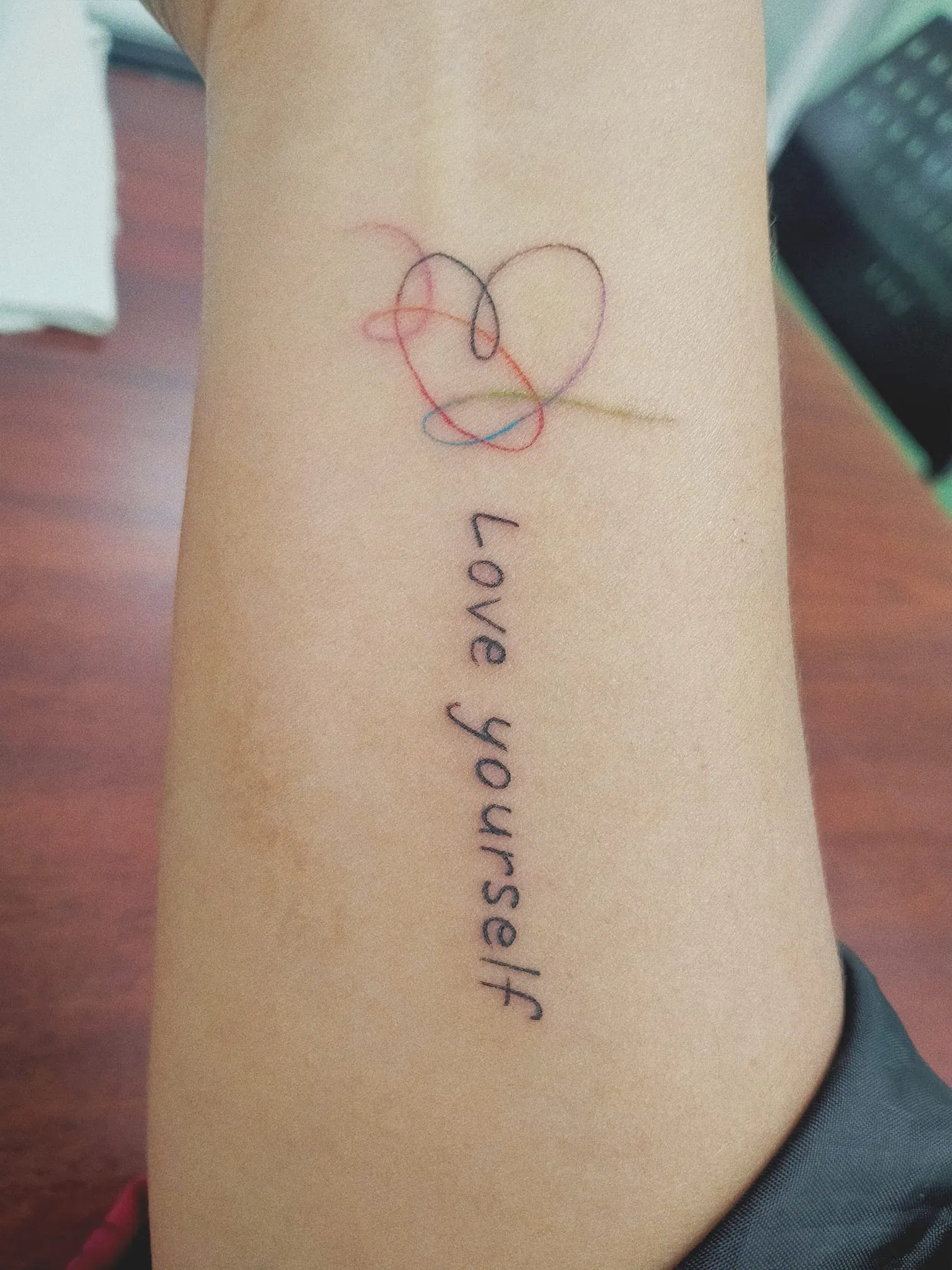 Hình xăm BTS Love Yourself. (Ảnh: Internet) Hình xăm BTS Love Yourself. (Ảnh: Internet)