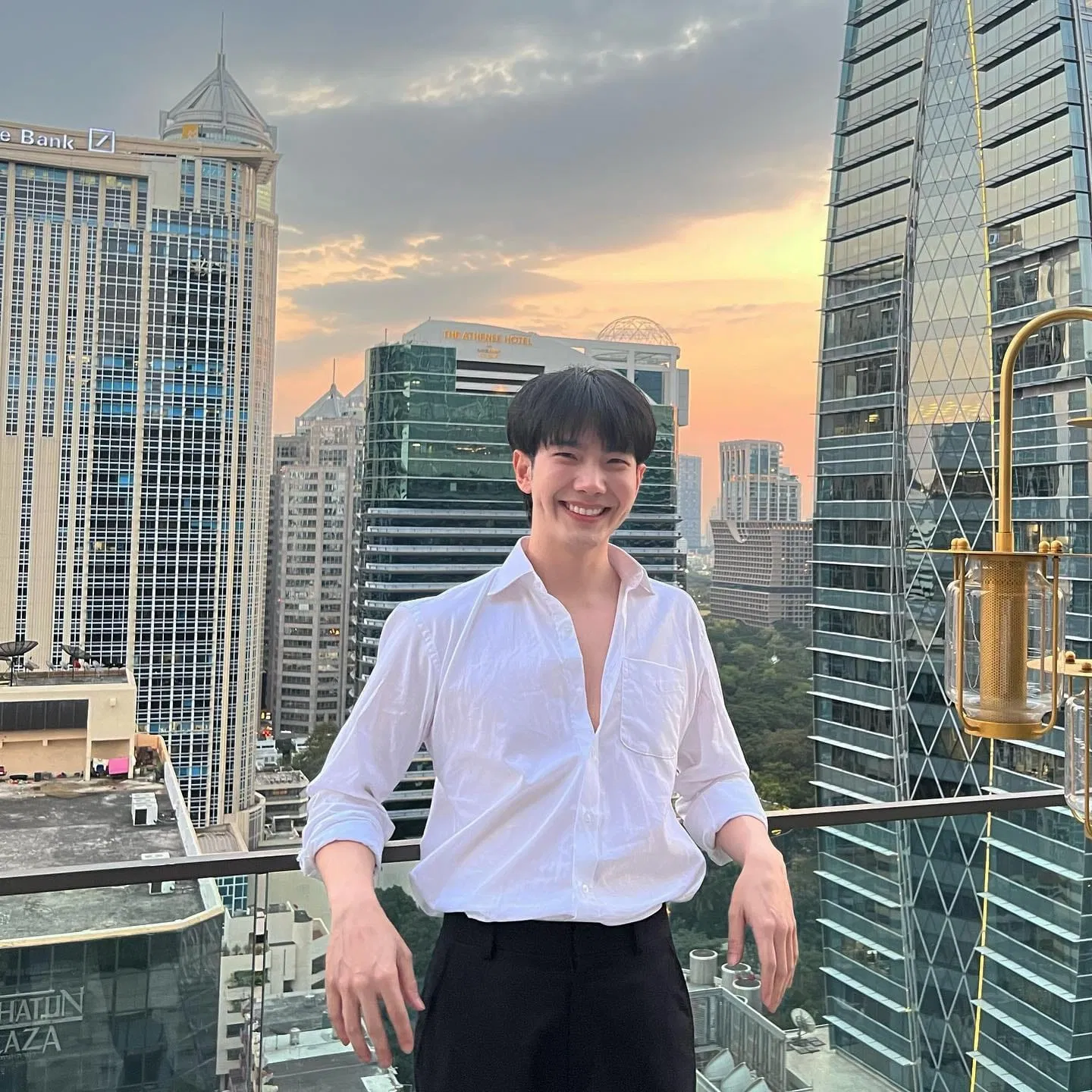 Hình ảnh của Build Jakapan Puttha. (Ảnh: Internet)