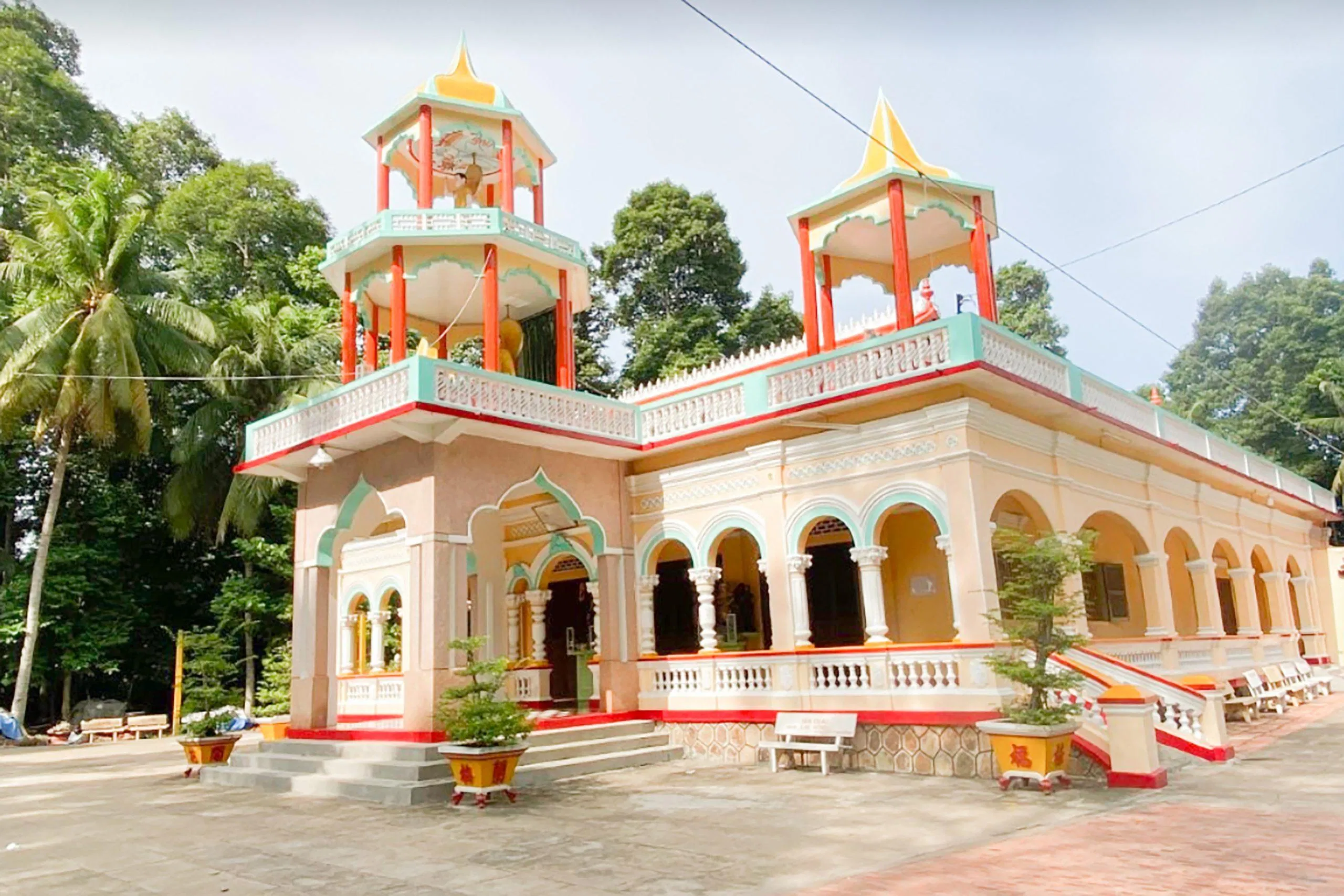 Chùa Giồng Thành (ảnh: Trường Vũ Trần)