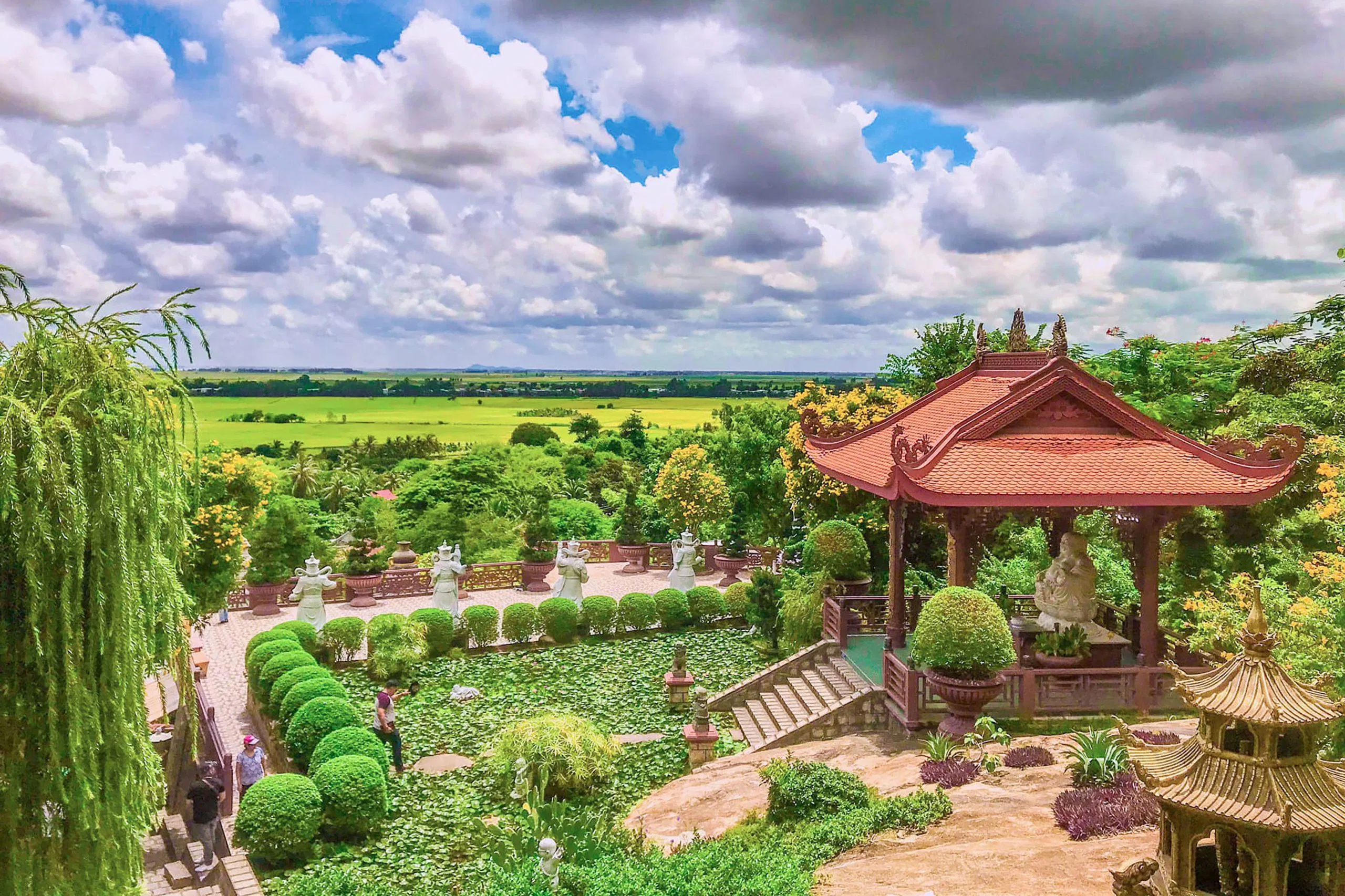 Cảnh đẹp tại chùa Hang (ảnh: Trường Vũ Trần)