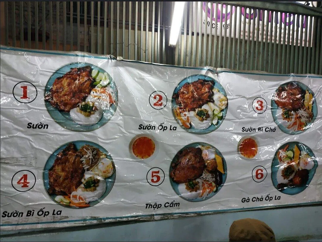 Menu cơm tấm của quán. (Ảnh: Internet)