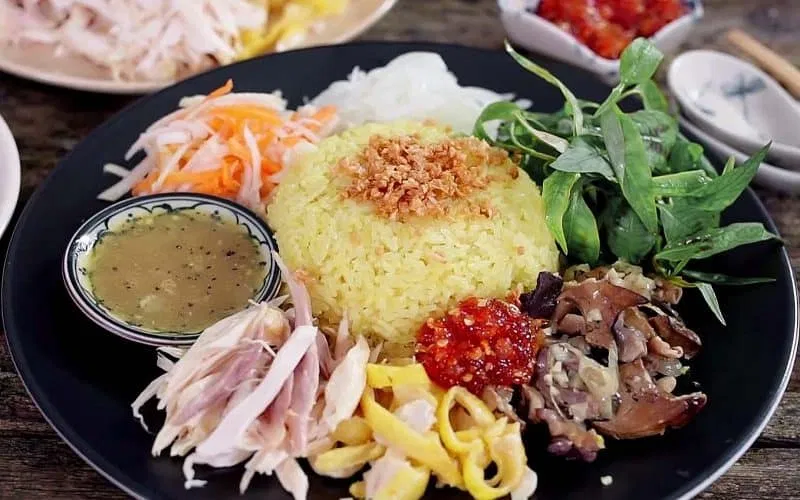 Cơm gà Đông Nguyên (Ảnh: Internet) Cơm gà Đông Nguyên (Ảnh: Internet)