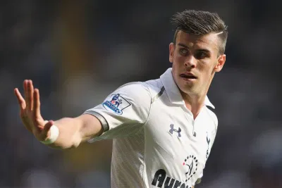 Gareth Bale từng được MU theo đuổi khi rời Tottenham (Nguồn: Internet) Gareth Bale từng được MU theo đuổi khi rời Tottenham (Nguồn: Internet)