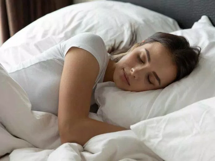 Bạn có cảm thấy ngủ 4 tiếng là đủ? (Nguồn: Internet)