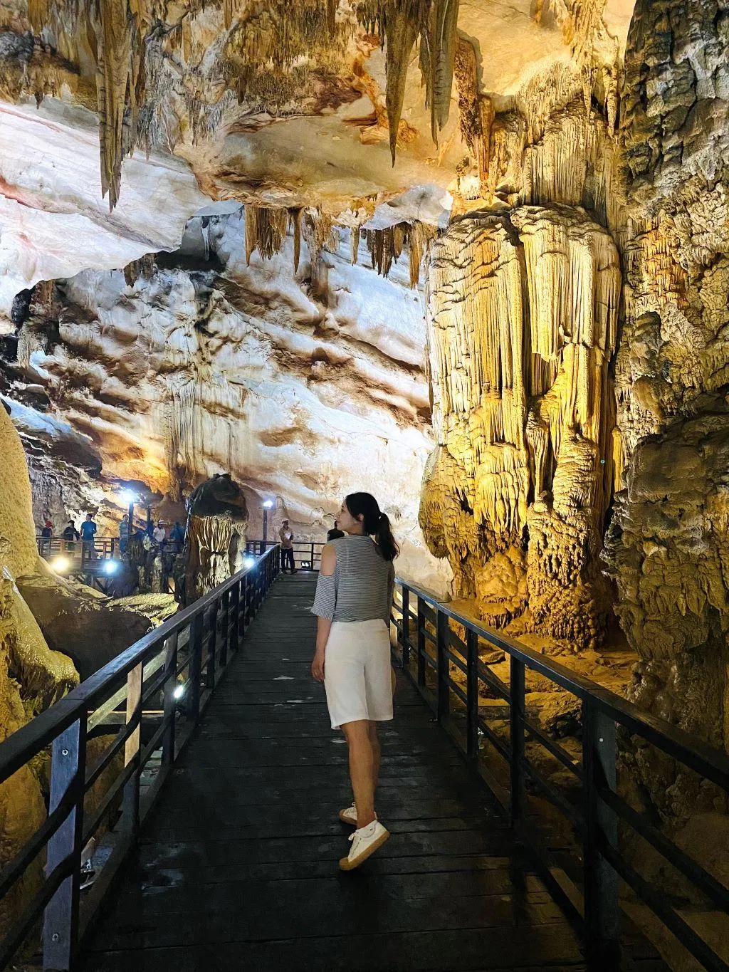 Động Thiên Đường. (Ảnh: Kim Cúc) Động Thiên Đường. (Ảnh: Kim Cúc)